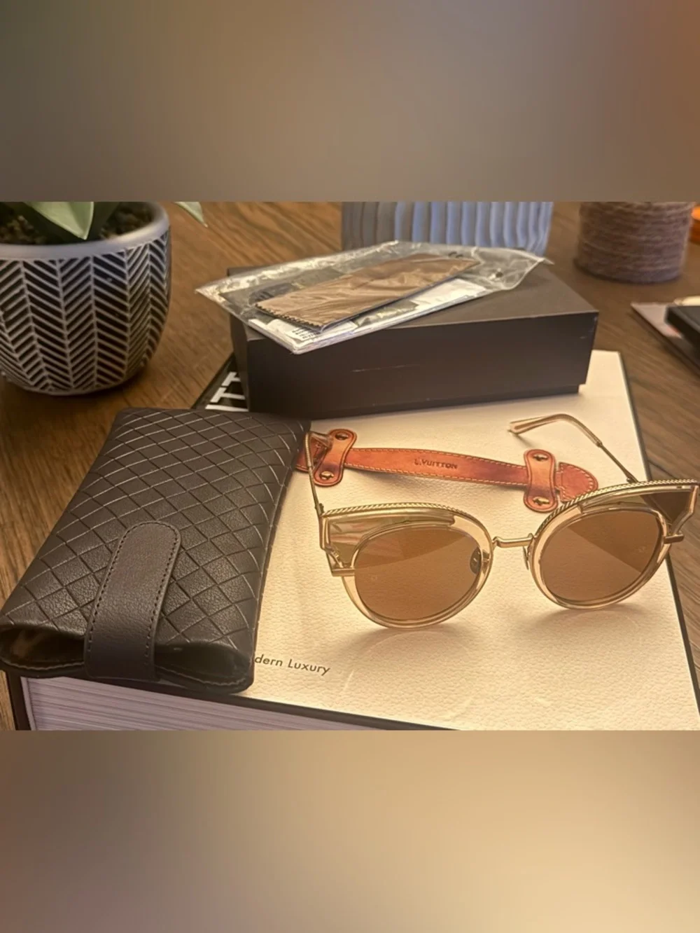 Bottega Veneta Gold Frame Sunglasses with Brown Lenses - Picture 1 of 6